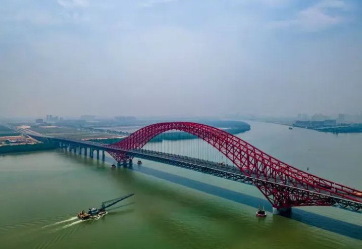 城市立交桥梁亮化工程立交桥灯光效果图 道路照明悬索桥亮化效果实拍11.png